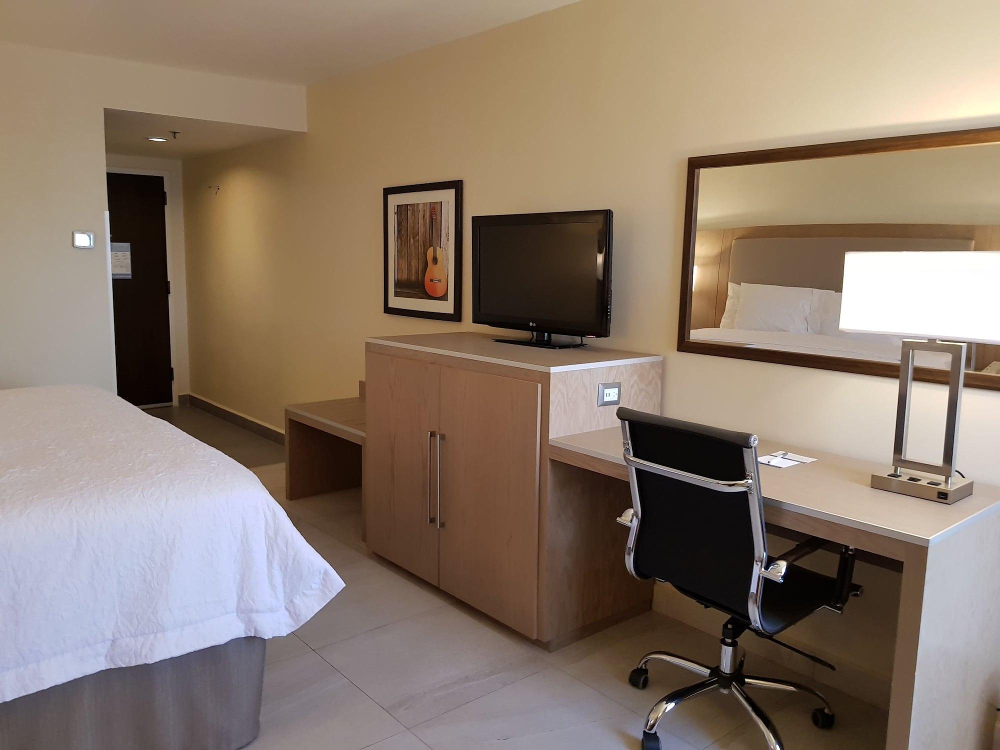 Hampton Inn Monterrey-Airport Apodaca Εξωτερικό φωτογραφία